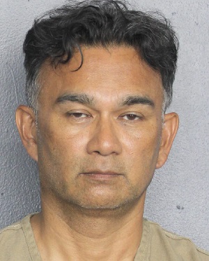 CALVIN RANDY MAHABIR  Info, Photos, Data, and More / CALVIN RANDY MAHABIR  TriCountyBusts / Is CALVIN RANDY MAHABIR  on Social Media Like Facebook, Instagram abd Twitter?
