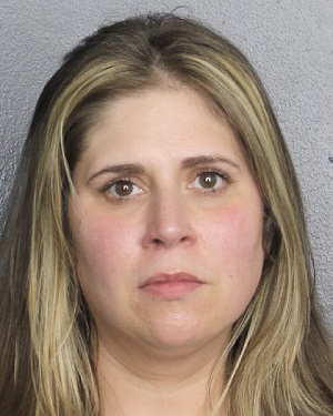 LINDSEY FERNANDES  Info, Photos, Data, and More / LINDSEY FERNANDES  TriCountyBusts / Is LINDSEY FERNANDES  on Social Media Like Facebook, Instagram abd Twitter?