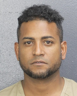 YASNIER ROJAS CASTANEDA  Info, Photos, Data, and More / YASNIER ROJAS CASTANEDA  TriCountyBusts / Is YASNIER ROJAS CASTANEDA  on Social Media Like Facebook, Instagram abd Twitter?