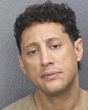 CARLOS DELGADO  Info, Photos, Data, and More / CARLOS DELGADO  TriCountyBusts / Is CARLOS DELGADO  on Social Media Like Facebook, Instagram abd Twitter?