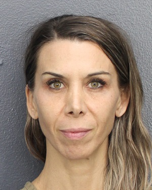 DEBORAH VIVIANA HOOD  Info, Photos, Data, and More / DEBORAH VIVIANA HOOD  TriCountyBusts / Is DEBORAH VIVIANA HOOD  on Social Media Like Facebook, Instagram abd Twitter?