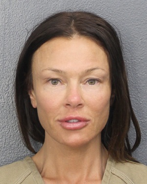 JANIE LYNN RAU  Info, Photos, Data, and More / JANIE LYNN RAU  TriCountyBusts / Is JANIE LYNN RAU  on Social Media Like Facebook, Instagram abd Twitter?
