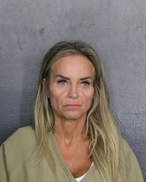 KATRINA HEINS  Info, Photos, Data, and More / KATRINA HEINS  TriCountyBusts / Is KATRINA HEINS  on Social Media Like Facebook, Instagram abd Twitter?