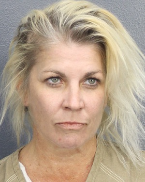 KELLY VERONICA REGISTER  Info, Photos, Data, and More / KELLY VERONICA REGISTER  TriCountyBusts / Is KELLY VERONICA REGISTER  on Social Media Like Facebook, Instagram abd Twitter?