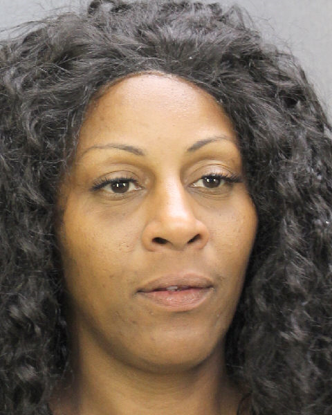 Shaqwita Mcrae Info, Photos, Data, and More / Shaqwita Mcrae TriCountyBusts / Is Shaqwita Mcrae on Social Media Like Facebook, Instagram abd Twitter?