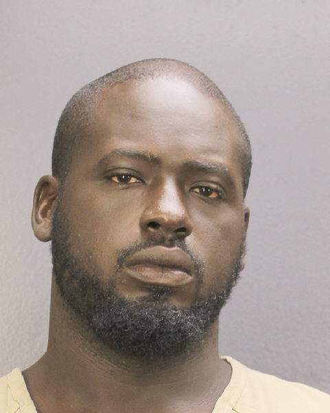 Demetrius Perry Info, Photos, Data, and More / Demetrius Perry TriCountyBusts / Is Demetrius Perry on Social Media Like Facebook, Instagram abd Twitter?