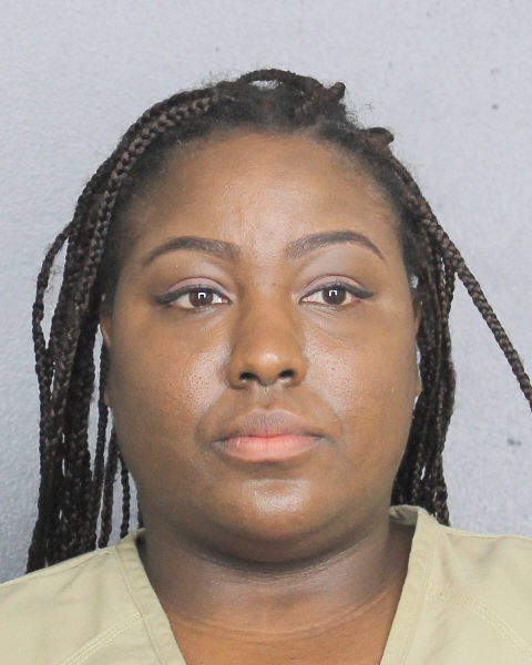 Santia Davis Info, Photos, Data, and More / Santia Davis TriCountyBusts / Is Santia Davis on Social Media Like Facebook, Instagram abd Twitter?