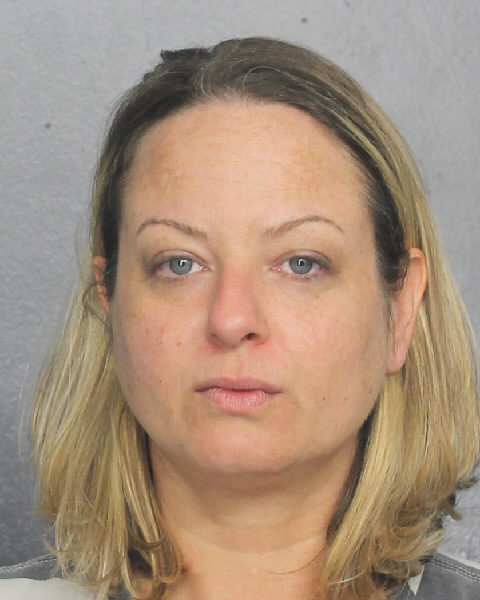 Darlene Cronk Info, Photos, Data, and More / Darlene Cronk TriCountyBusts / Is Darlene Cronk on Social Media Like Facebook, Instagram abd Twitter?