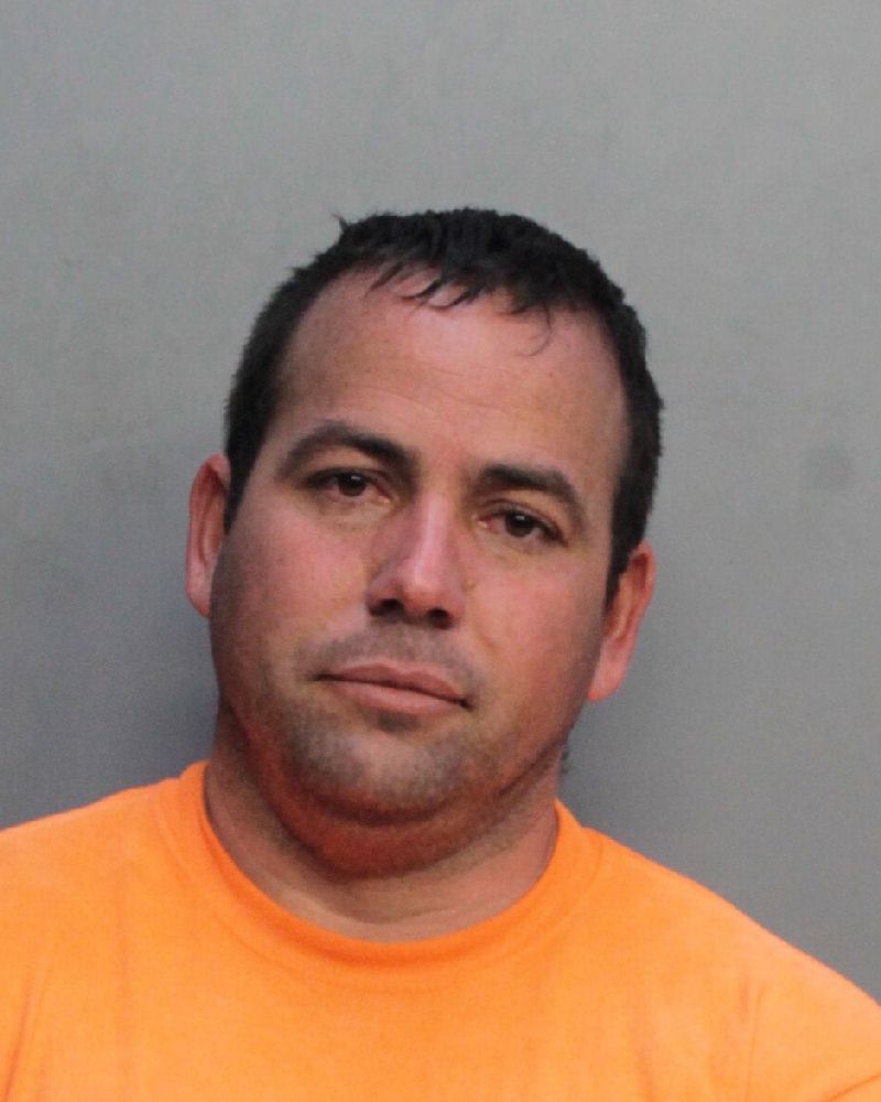 Yusniel Arquezflores Info, Photos, Data, and More / Yusniel Arquezflores TriCountyBusts / Is Yusniel Arquezflores on Social Media Like Facebook, Instagram abd Twitter?