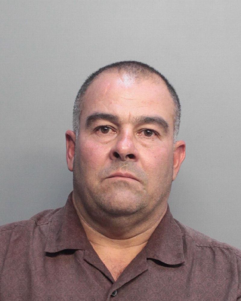 Roberto Castro Info, Photos, Data, and More / Roberto Castro TriCountyBusts / Is Roberto Castro on Social Media Like Facebook, Instagram abd Twitter?