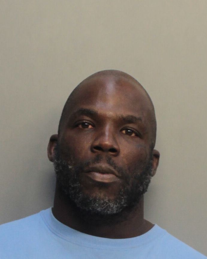 Cedrick Burden Info, Photos, Data, and More / Cedrick Burden TriCountyBusts / Is Cedrick Burden on Social Media Like Facebook, Instagram abd Twitter?