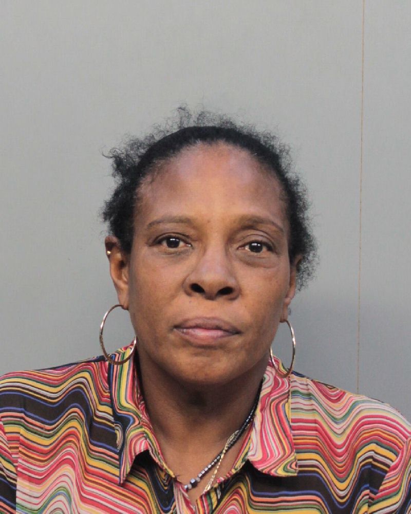Elaine Walker Info, Photos, Data, and More / Elaine Walker TriCountyBusts / Is Elaine Walker on Social Media Like Facebook, Instagram abd Twitter?